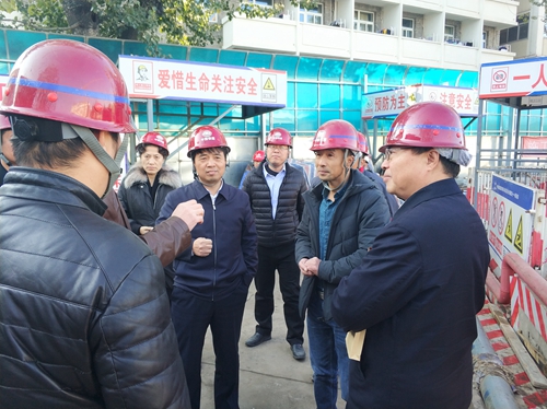 海淀区领导到燕园街道检查指导工作
